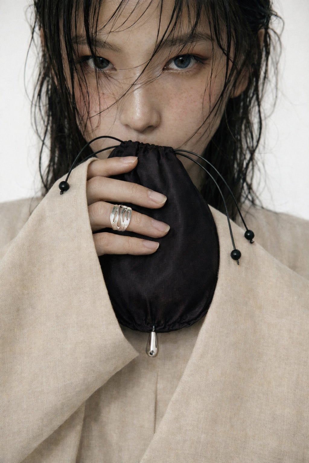 ARA sterling silver flowing ring - Ameza